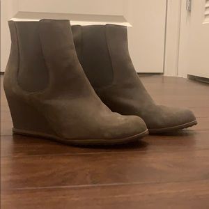 Tesori Grey Ankle Boots Size 7